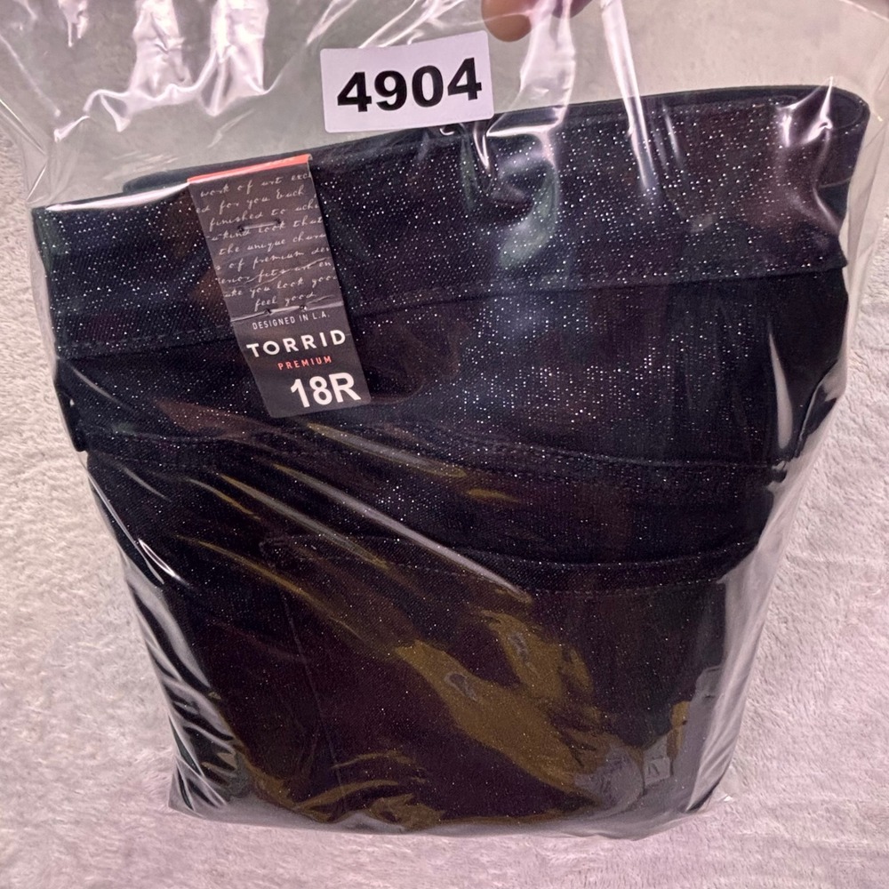 NWT Torrid Women Pants Sz 18R Black Sparkle Sky High Skinny Crop Glitter Stretch - Picture 11 of 11
